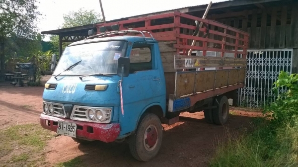 ขาย 6 ล้อราคาถูก ISUZU เครื่อง 4BB1 100 แรงม้า คัสซีใช้ได้ แต่งเกียร์สั้น ทะเบียนเต็มพร้อมโอน ราคาต่อรองได้