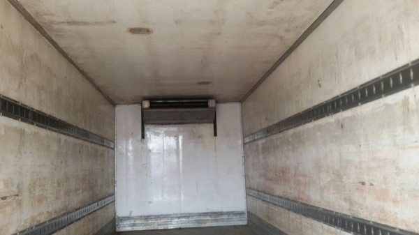 HINO.เมกก้า10ล้อ7,50เมตร.ครัชซีสวยมาก.เครื่องJO8C.ตู้เย็น-30.ทำงานปกติมีลิฟต์ท้ายสภาพสวยพร้อมใช้..