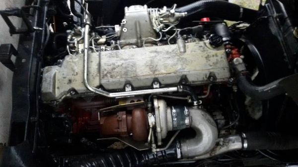 HINO.เมกก้า10ล้อ7,50เมตร.ครัชซีสวยมาก.เครื่องJO8C.ตู้เย็น-30.ทำงานปกติมีลิฟต์ท้ายสภาพสวยพร้อมใช้..