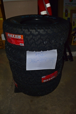ยางใหม่ Maxxis AT980 31x10.5x15 ปี 2015 เข้ามาอีกชุดครับ