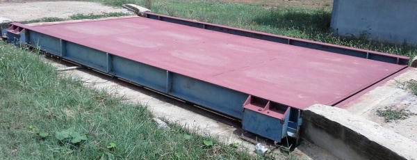 ขายด่วน ตาชั่งขนาด 30 ตันอุปกรณ์ครบพร้อมใช้งานได้เลย ใช้งานกับรถบรรทุกหนักทั้งรถหกล้อบรรทุกและรถสิบล้อได้เลยครับ สภาพดีมากๆใช้งานน้อย ตอนนี้ไม่ได้ใช้งานแล้วครับอยากขาย ราคาต่อรองได้ครับ