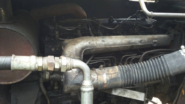 รถแบคโฮ KOMATSU  PC 120 - 2      สนใจติดต่อ  081 - 6079515