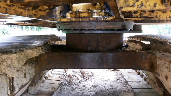 รถแบคโฮ KOMATSU  PC 120 - 2      สนใจติดต่อ  081 - 6079515