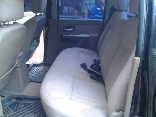 CHEVLORET COROLADO 2.5 4DOOR ตัวสูงครับ รถสวยพร้อมใช้