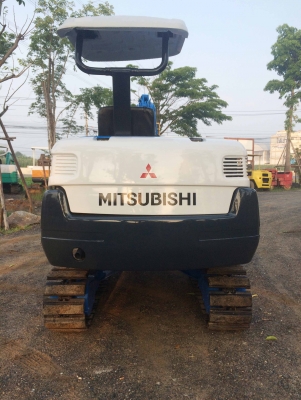 ขายรถแบคโฮ MITSUBISHI MM30B สภาพสวย มี VDO ทดลองขับให้ดู รถนำเข้าจากญี่ปุ่น ติดต่อ 086-775-7900, 086-324-1992