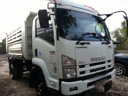 รถอีซูซุ 6 ล้อดั้ม FRR  210 แรงม้า. ปี 54  ( ปลายปี. )   ( รถวิ่ง 6x,xxx กม. )     สนใจติดต่อ   081 - 6079515       (  จัดไฟแนนซ์. ได้ !!  )