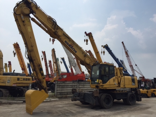 ขายรถขุดล้อยาง ขนาด 36 ตัน KOMATSU LZ360W