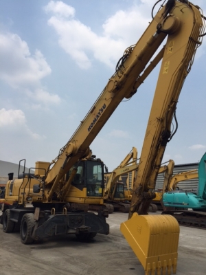 ขายรถขุดล้อยาง ขนาด 36 ตัน KOMATSU LZ360W