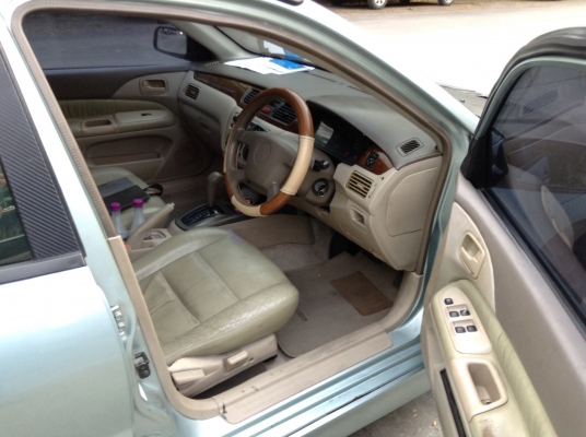 ขาดทุนยับครับคันนี้ Lancerปี2002 ขาดทุนยับครับคันนี้ Lancerปี2002