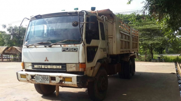 สิบล้อดั้มไอ้หลง FN 527MA 10สปีดร์ เบครใหญ่195แรง2เพา สภาพดีพร้อมใช้งาน ทะเบียนพร้อมโอน