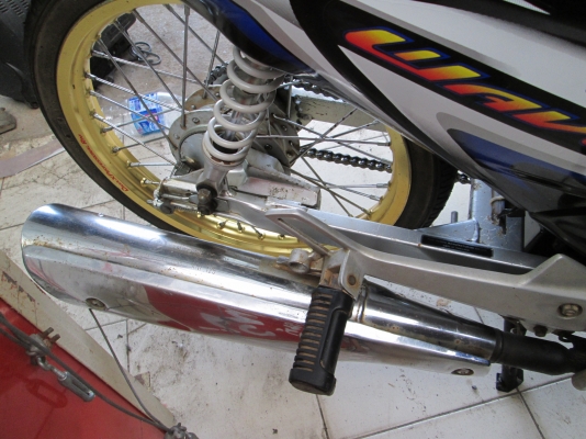 ขอขอบคุณน้องสมศักดิ์  บางบอนครับ และขอขอบคุณแฟนพันธ์ุแทนของพี่เสือทุกคน ขอบคุณครับWAVE125 ccใครจบก่อนก็ได้ครับ   ขาย 8500บาท ส่งทั่วไทย