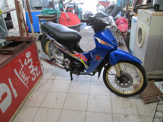 ขอขอบคุณน้องสมศักดิ์  บางบอนครับ และขอขอบคุณแฟนพันธ์ุแทนของพี่เสือทุกคน ขอบคุณครับWAVE125 ccใครจบก่อนก็ได้ครับ   ขาย 8500บาท ส่งทั่วไทย