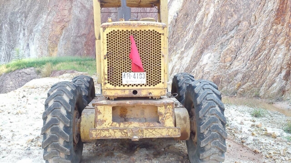 ขายถูกรถเกรดเดอร์ cat สภาพใช้งานปกติ