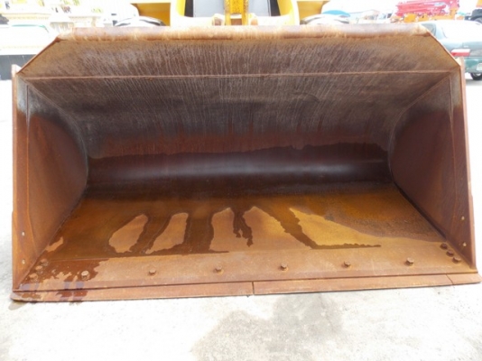 รถตัก KOMATSU WA320-5 เพิ่งมาถึงสดๆๆร้อนๆๆ รถตัก KOMATSU WA320-5 เพิ่งมาถึงสดๆๆร้อนๆๆ