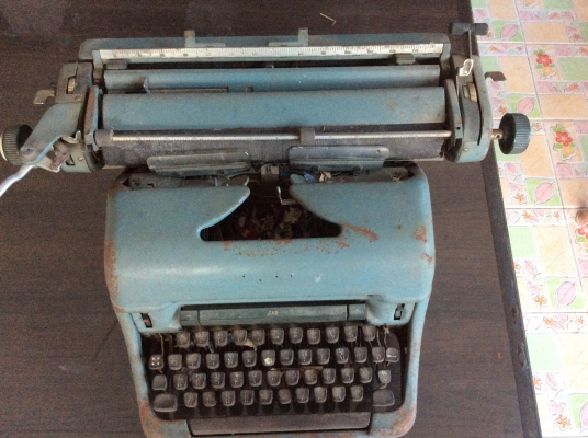 พิมพ์ดีดเก่าสไตร์วินเทจ