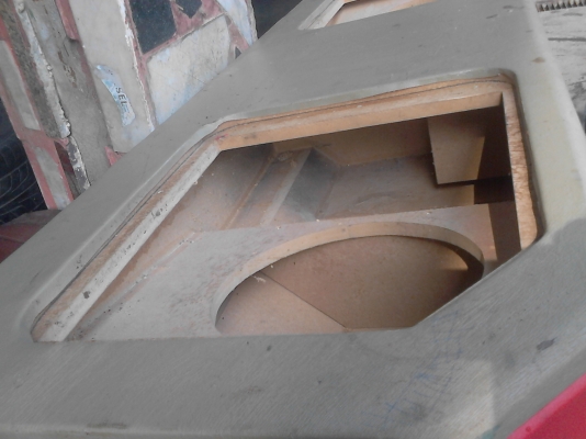 ตู้ลำโพง CAB ยาว 136 CM. กว้าง 48 CM.  TEL.081-427-3941