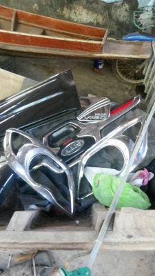 ถูกขาย ชุดแต่งรอบคัน vigo 4 ประตูสภาพไน โทร 0984699609