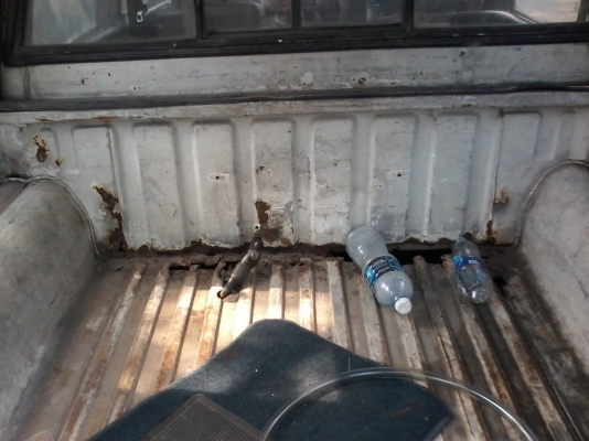 ขาย  isuzu  4ประตูปี93 เครื่องดีเกีนร์ดี เอาไปทำสีอย่างเดียว