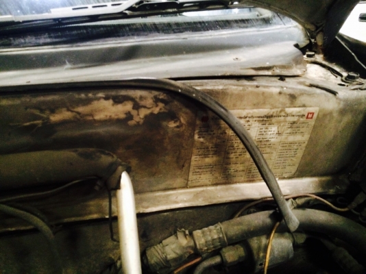 ขาย  isuzu  4ประตูปี93 เครื่องดีเกีนร์ดี เอาไปทำสีอย่างเดียว