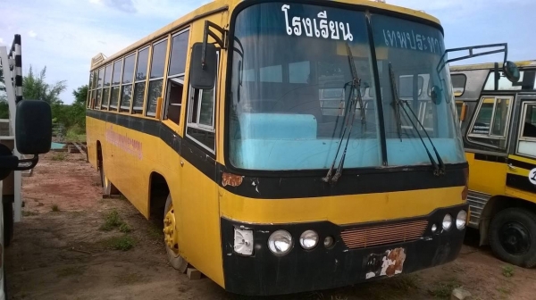 ขายรถบัสพัดลม ยาว 9 เมตร คัสซีสวย เครื่อง 6BD1 165 แรงม้า ช่วงล่างดี ทะเบียนพร้อมโอน ราคาต่อรองได้ ขายรถบัสพัดลม ยาว 9 เมตร คัสซีสวย เครื่อง 6BD1 165 แรงม้า ช่วงล่างดี ทะเบียนพร้อมโอน ราคาต่อรองได้