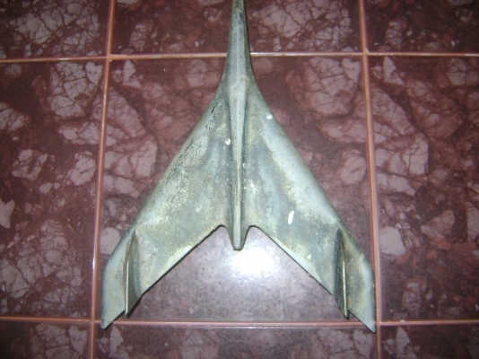 เครื่องบิน  ติดหัวรถ  ถอดจากหัวยาว    ราคา  1,200  บาท