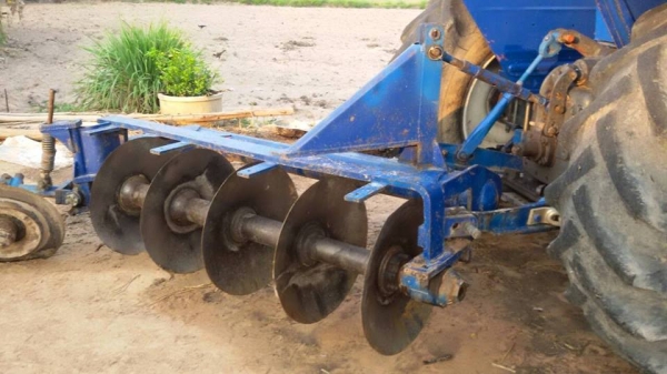 ขายรถไถ ฟอร์ด 6610 ตัวแท้เครื่อง T6 เสื้อลาย เล่มทะเบียนครบ