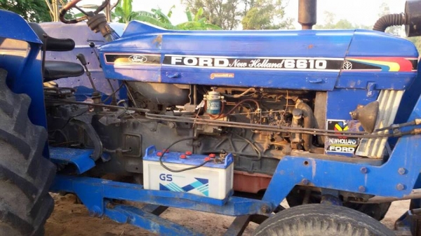 ขายรถไถ ฟอร์ด 6610 ตัวแท้เครื่อง T6 เสื้อลาย เล่มทะเบียนครบ