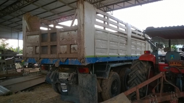 ขาย HINO MEGA 220 แรงม้า สภาพพร้อมใช้งาน เครื่องเดิม เกียร์เดิม คัสซีสวยตลอดเส้น ภายในเก๋งสวย ทะเบียนพร้อมโอนครับ ขาย HINO MEGA 220 แรงม้า สภาพพร้อมใช้งาน เครื่องเดิม เกียร์เดิม คัสซีสวยตลอดเส้น ภายในเก๋งสวย ทะเบียนพร้อมโอนครับ