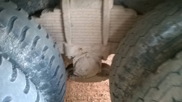 ขาย HINO FM3H สภาพสวยบางเดิม ดั้มสามมิตร คัสซีสวยตลอดเส้น เครื่องเดิม HO7D 195 แรงม้า เกียร์เดิม สโลว์เดิม ยางเต็ม ทะเบียนพร้อมโอน จัดแนนซ์ให้ด้วยครับ