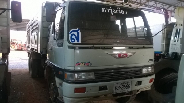 ขาย HINO FM3H สภาพสวยบางเดิม ดั้มสามมิตร คัสซีสวยตลอดเส้น เครื่องเดิม HO7D 195 แรงม้า เกียร์เดิม สโลว์เดิม ยางเต็ม ทะเบียนพร้อมโอน จัดแนนซ์ให้ด้วยครับ