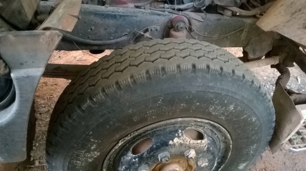 ขาย HINO FM3H สภาพสวยบางเดิม ดั้มสามมิตร คัสซีสวยตลอดเส้น เครื่องเดิม HO7D 195 แรงม้า เกียร์เดิม สโลว์เดิม ยางเต็ม ทะเบียนพร้อมโอน จัดแนนซ์ให้ด้วยครับ