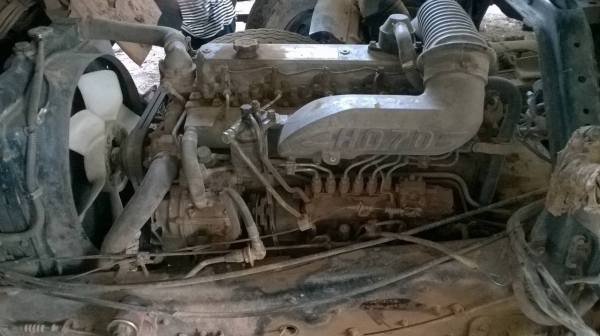 ขาย HINO FM3H ดั้มสามมิตร คัสซีสวยตลอดเส้น เครื่องเดิม HO7D 195 แรงม้า เกียร์เดิม สโลว์เดิม ยางเต็ม ทะเบียนพร้อมโอน จัดแนนซ์ให้ด้วยครับ