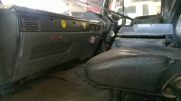 ขาย HINO FM3H ดั้มสามมิตร คัสซีสวยตลอดเส้น เครื่องเดิม HO7D 195 แรงม้า เกียร์เดิม สโลว์เดิม ยางเต็ม ทะเบียนพร้อมโอน จัดแนนซ์ให้ด้วยครับ