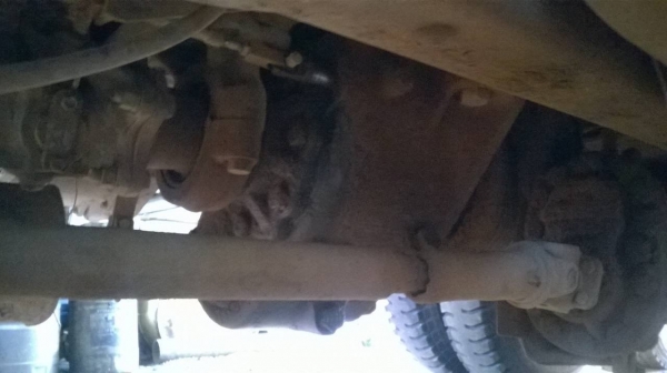 ขาย HINO FM3H ดั้มสามมิตร คัสซีสวยตลอดเส้น เครื่องเดิม HO7D 195 แรงม้า เกียร์เดิม สโลว์เดิม ยางเต็ม ทะเบียนพร้อมโอน จัดแนนซ์ให้ด้วยครับ