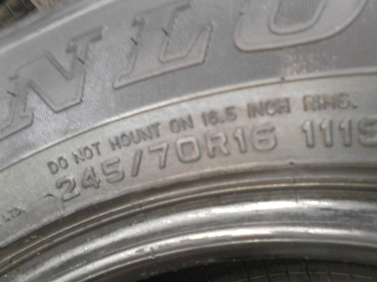 245/70R16 DUNLOP GRANDTREK  AT20       ปี 2013 ชุด 4 เส้น tel.081-427-3941