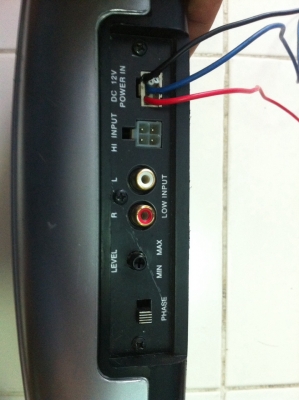 SUB BOX FUSION มีเพาเอร์ในตัววางใต้เบาะ กว้าง 20.5ซม. ยาว31ซม. สูง6.5ซม มือ2 ญี่ปุ่น SUB BOX FUSION มีเพาเอร์ในตัววางใต้เบาะ กว้าง 20.5ซม. ยาว31ซม. สูง6.5ซม มือ2 ญี่ปุ่น