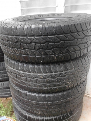 265/70R16 MAXXIS  700 BRAVO A/T ปี 2013 ชุด 4 เส้น tel.081-427-3941
