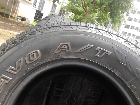 265/70R16 MAXXIS  700 BRAVO A/T ปี 2013 ชุด 4 เส้น tel.081-427-3941