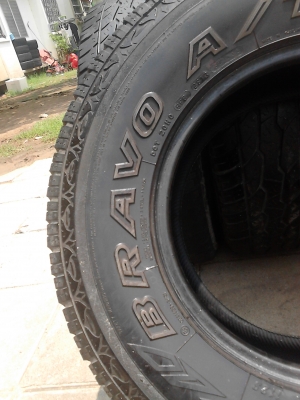 265/70R16 MAXXIS  700 BRAVO A/T ปี 2013 ชุด 4 เส้น tel.081-427-3941