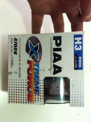 หลอดไฟ PIAA H3 4700K 55W ของใหม่ ญี่ปุ่น