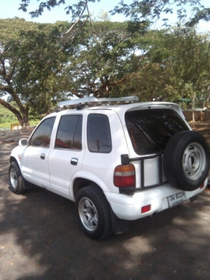 kia sportage 4คูณ4  สภาพดีมากสีสวย แอร์เย็นเครื่องช่วงล่างดี ไม่เคยติดแก๊ส