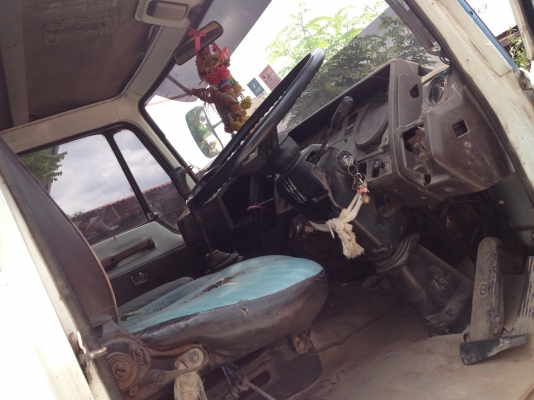 10ล้อสภาพดี ราคาถูก เอกสารพร้อมโอน เจ้าของขายเอง