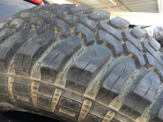 ขายยาง mud deestone 33