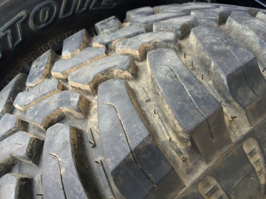 ขายยาง mud deestone 33