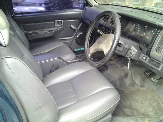 NISSAN BIGM VAN  เครื่องแน่น สภาพสวย พร้อมวิ่งใช้งาน