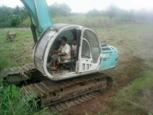 ขาย KOBELCO SK200 m5 สภาพสวยพร้อมใช้ ราคาต่อรองได้ ติดต่อได้ที่คุณ อ๊อฟ พิจิตร 086-737-9991 ขาย KOBELCO SK200 m5 สภาพสวยพร้อมใช้ ราคาต่อรองได้ ติดต่อได้ที่คุณ อ๊อฟ พิจิตร 086-737-9991