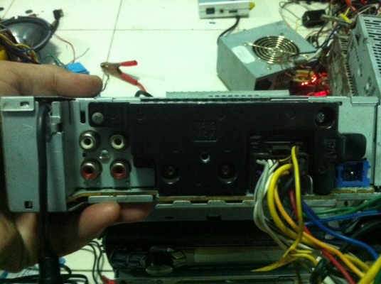 Pioneer DEH-P710 สไลด์ไฟฟ้า กราฟฟิกหน้า MP3 CD AUX 2ปรีเอ้า คุมกล่องCD มือ2 ญี่ปุ่น