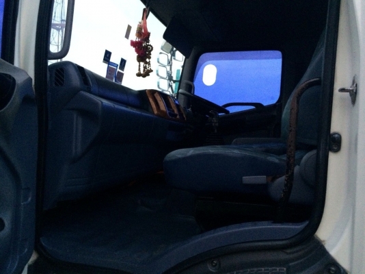 ขายด่วนเมกก้า 260แรง ปี 47 หัวคัสซี จัดแนนซ์ได้สูง ดอกถูก จัดแนนซ์ได้1200000บาท หรือต้องการกะบะดั้มสามมิตรทางเราก็มี