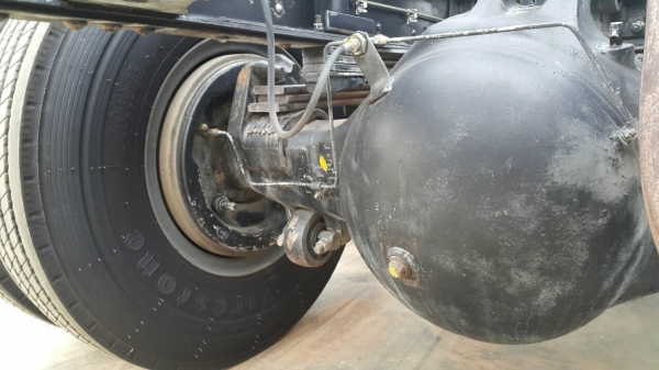 ขายด่วนเมกก้า 260แรง ปี 47 หัวคัสซี จัดแนนซ์ได้สูง ดอกถูก จัดแนนซ์ได้1200000บาท หรือต้องการกะบะดั้มสามมิตรทางเราก็มี