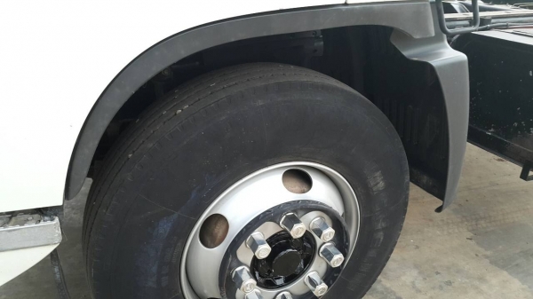 ขายด่วนเมกก้า 260แรง ปี 47 หัวคัสซี จัดแนนซ์ได้สูง ดอกถูก จัดแนนซ์ได้1200000บาท หรือต้องการกะบะดั้มสามมิตรทางเราก็มี